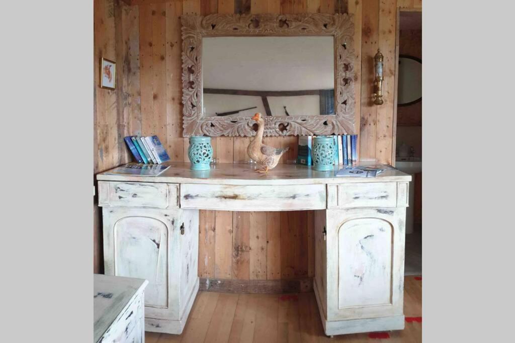 Foxesden, Unique Eco Cabin, Dartmoor Views South Brent Εξωτερικό φωτογραφία
